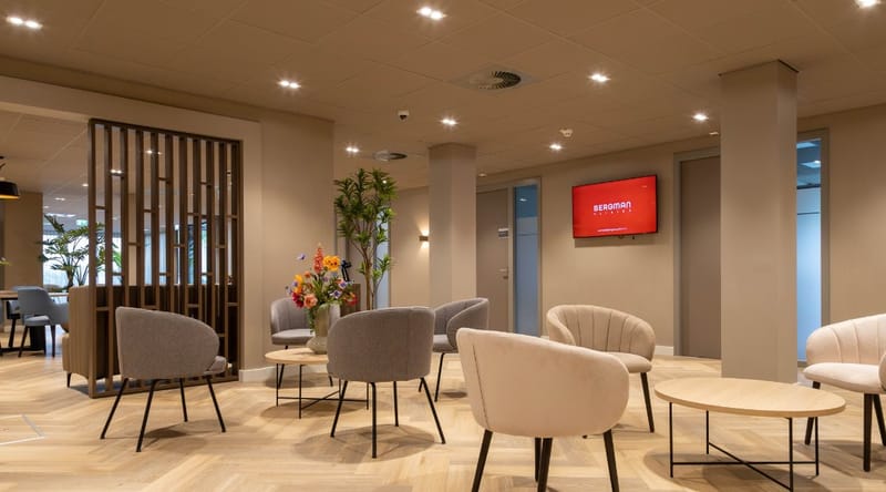 Wachtruimte in een focuskliniek van Bergman Clinics